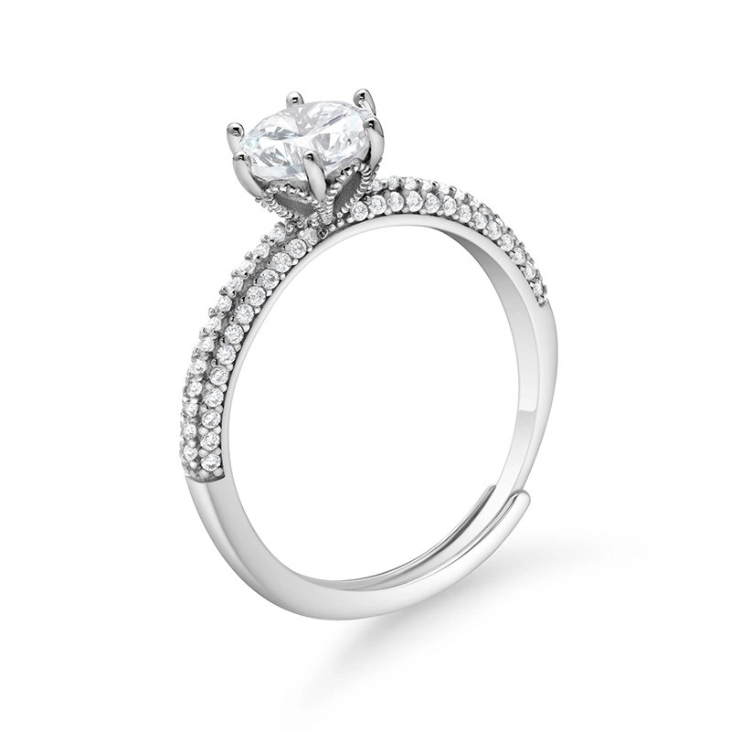 አስደናቂ የብር ተሳትፎ ቀለበት ከ Sparkling Zirconia ማእከል ጋር 1